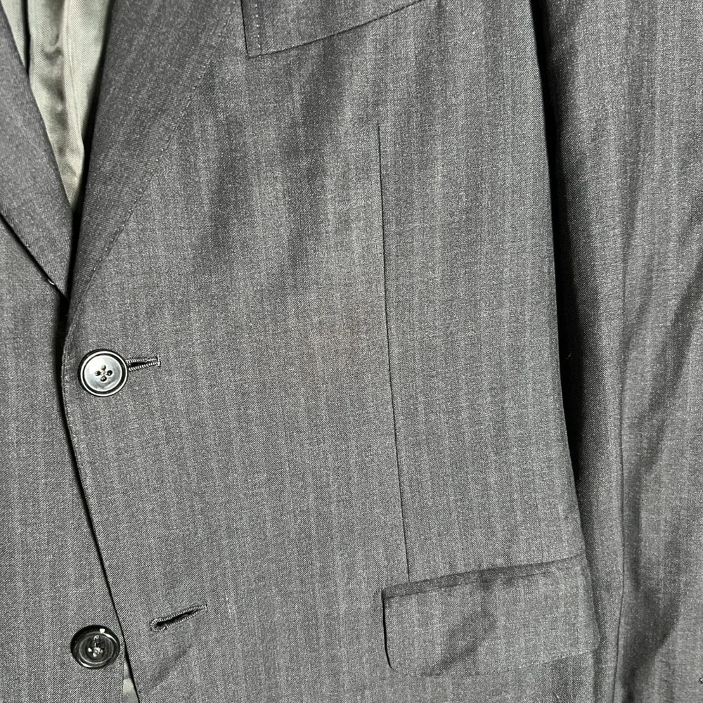 Ermenegildo Zegna Gray Pinstripe Wool Blazer‎ 50R (US 40) Richards Greenwich